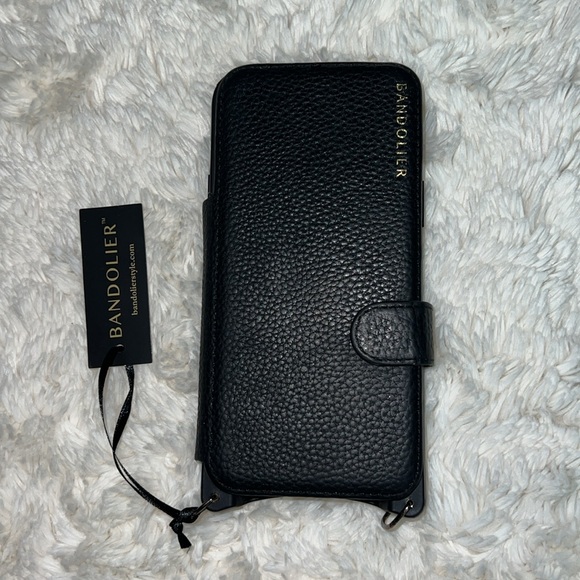 Hailey Folio Pebble Leather Crossbody Bandolier - Picture 6 of 12